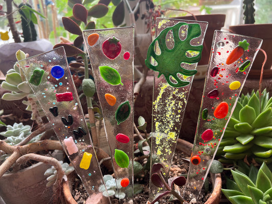 Fused Glass Plant Stake Class @The Glassy Gardener’s Studio