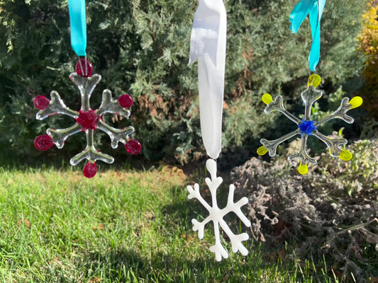 Fused Glass Snowflake Class @The Glassy Gardener’s Studio